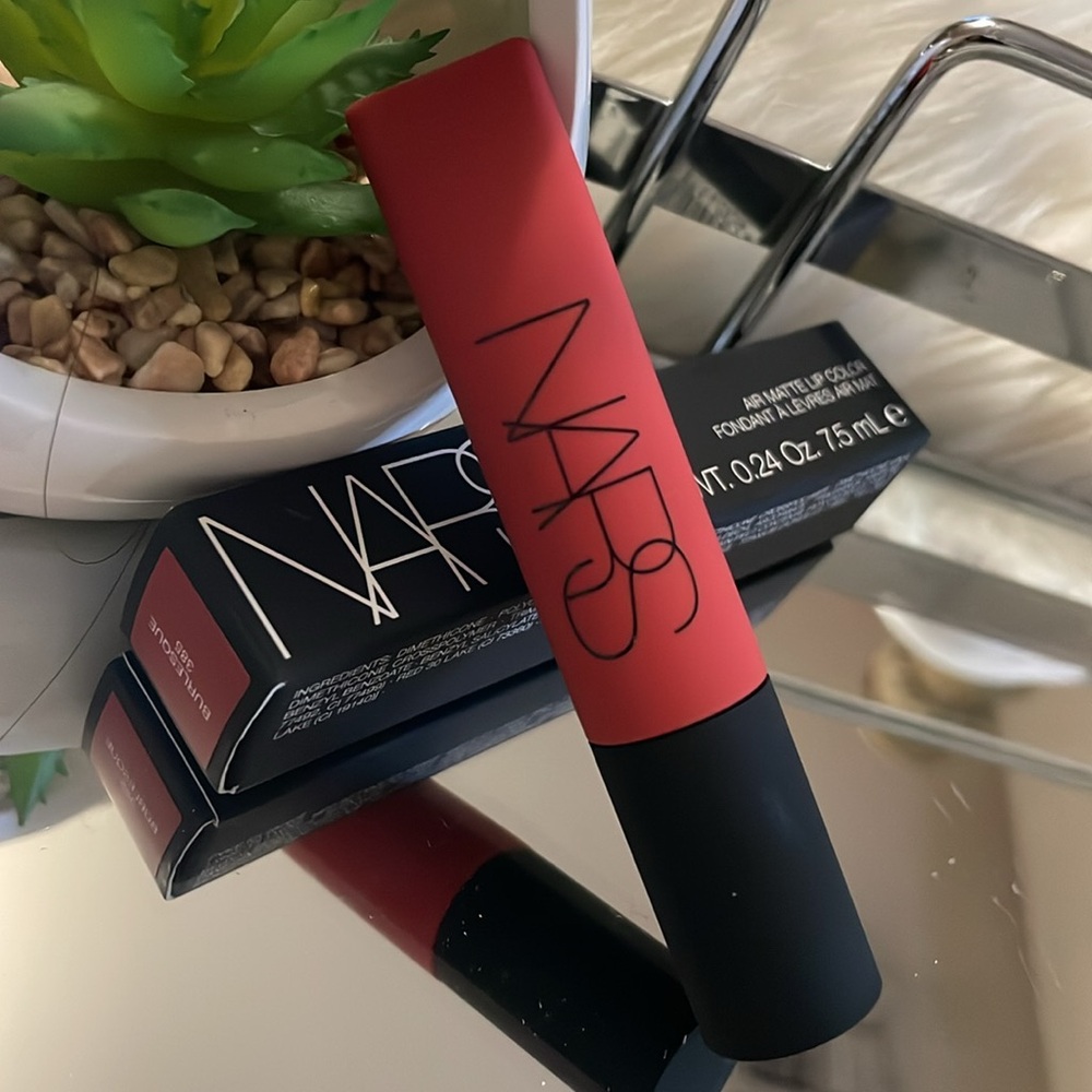 🖤♥️NARS®️ Air Matte Lip Color “Burlesque” #385♥️🖤